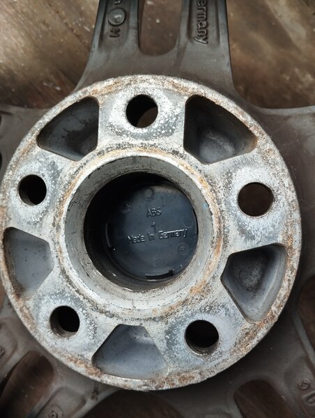 Jante aliaj 15 zoll marca Alutec, gama VW, Seat, Skoda